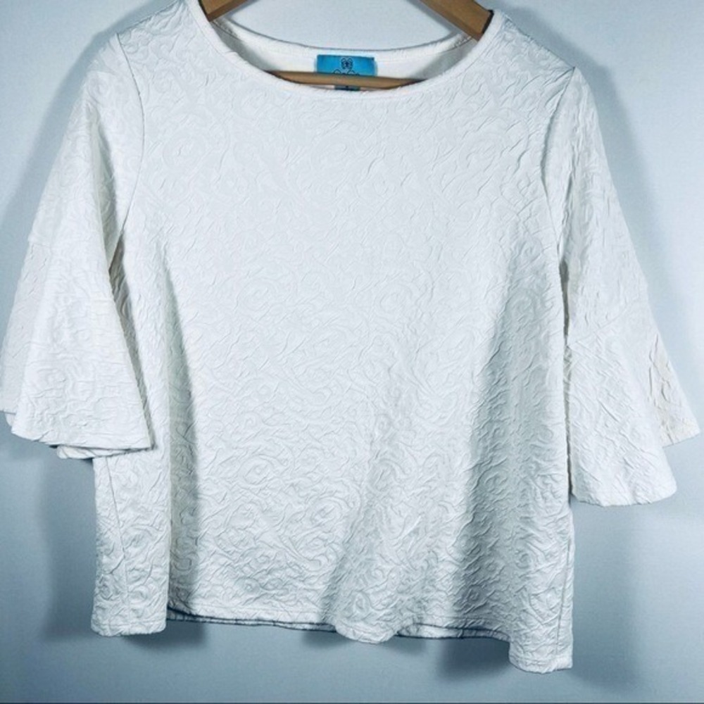 Cece Beige Bell Sleeve Top Size Medium